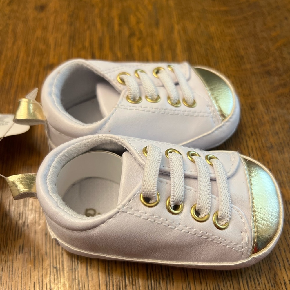 Baby golden goose inspired